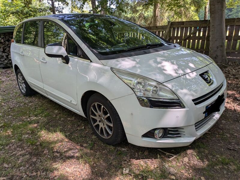 Gebraucht 2012 Peugeot 5008 Active Van / Kleinbus | 5.900 € (Fairer Preis) - Bild 1/4
