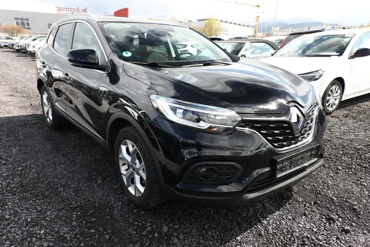 Gebraucht Renault Kadjar Zen 116 PS (85 kW) 2022 Schwarz metallic SUV