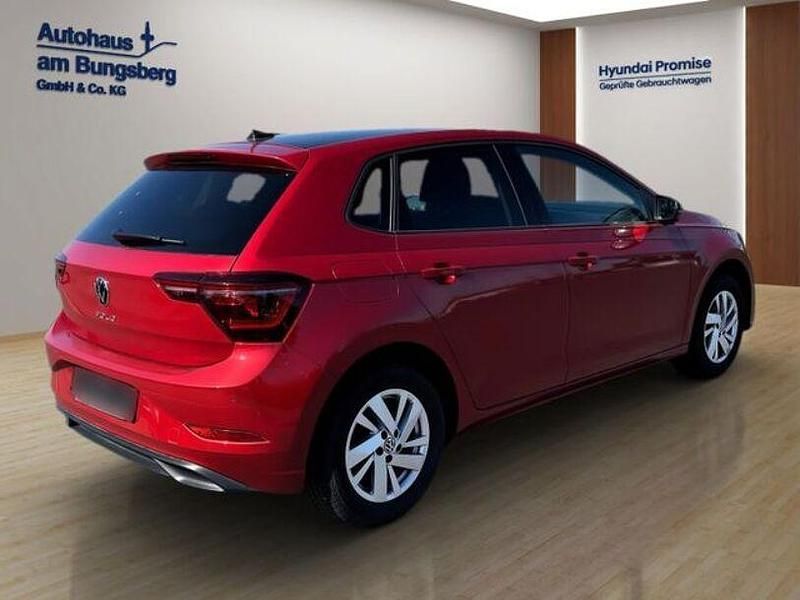 Gebraucht VW Polo Style 95 PS (69 kW) 2023 Rot Limousine