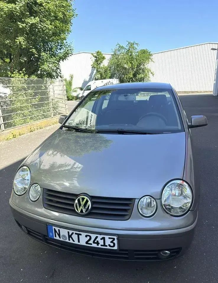Gebraucht VW Polo Cricket 75 PS (55 kW) 2005 Silber Kleinwagen