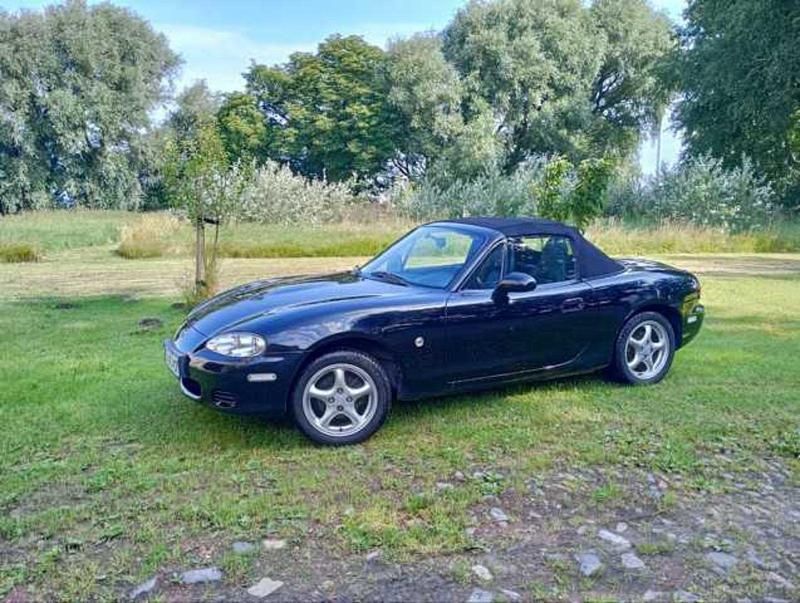 Schwarz Gebraucht 2002 Mazda MX5 Cabrio | 3.900 € (Guter Preis) - Bild 1/4