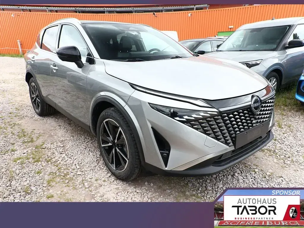 Neu Nissan Qashqai Tekna 158 PS (116 kW) 2025 Weiß metallic SUV