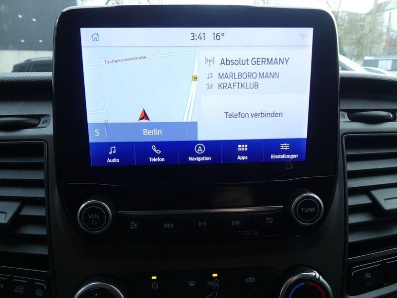 Gebraucht Ford Transit Custom 131 PS (96 kW) 2021 Frozen white (metallic) Van