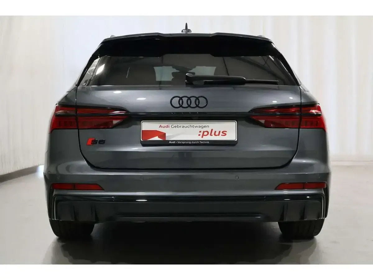 Gebraucht Audi S6 Sport 344 PS (253 kW) 2025 Grau Kombi