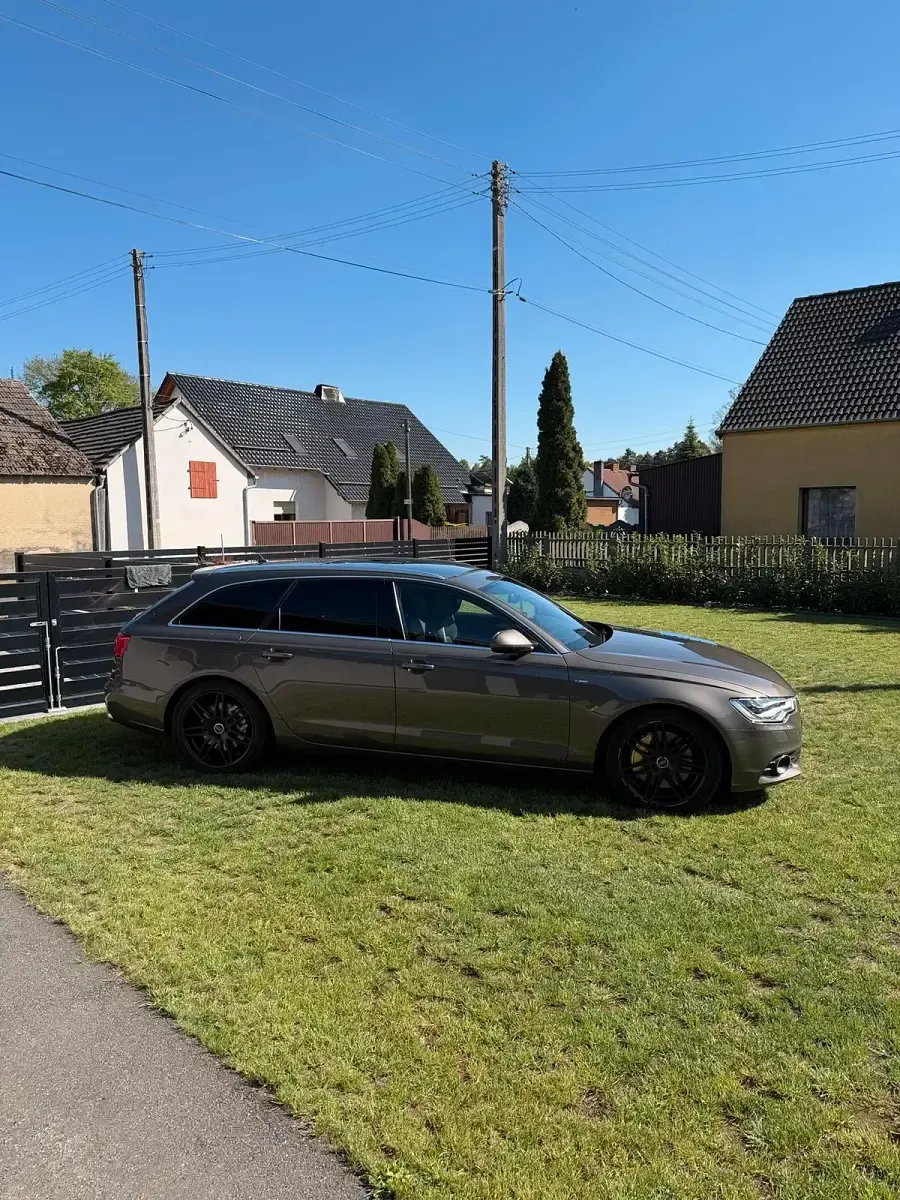 Gebraucht Audi A6 313 PS (230 kW) 2012 Braun Kombi