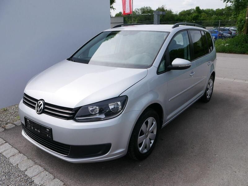 Reflexsilber metallic Gebraucht 2013 VW Touran Comfortline Van / Kleinbus | 8.090 € (Fairer Preis) - Bild 1/4