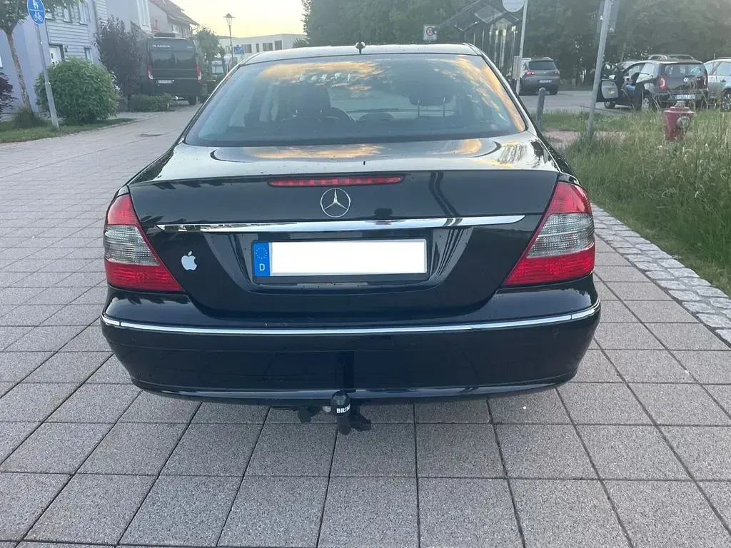 Gebraucht Mercedes E350 Elegance 272 PS (200 kW) 2007 Schwarz Limousine