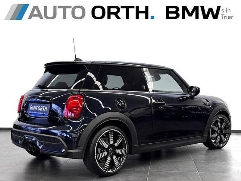 Gebraucht Mini Cooper S 131 PS (96 kW) 2022 Andere Kleinwagen