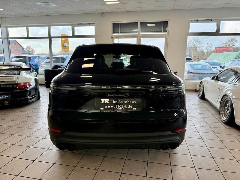 Gebraucht Porsche Cayenne S Platinum Edition 441 PS (324 kW) 2023 Schwarz SUV