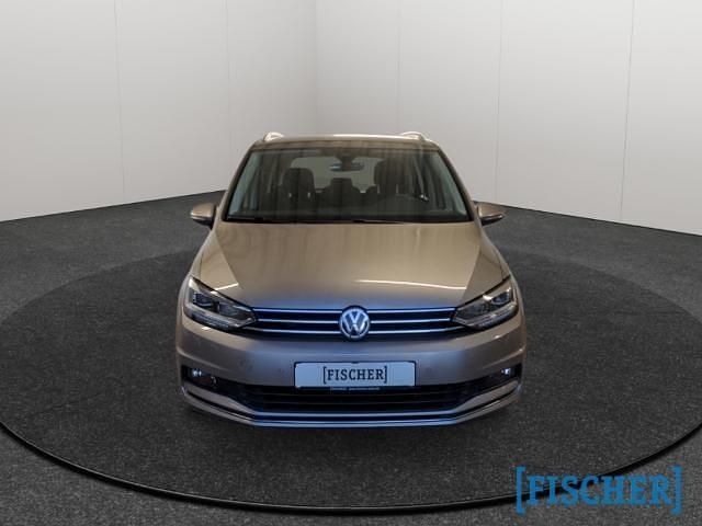 Gebraucht VW Touran Highline 150 PS (110 kW) 2019 Titanium beige Van / Kleinbus