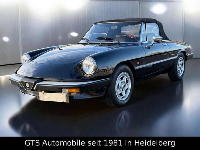 Gebraucht Alfa Romeo Spider 103 PS (75 kW) 1986 Schwarz Cabrio