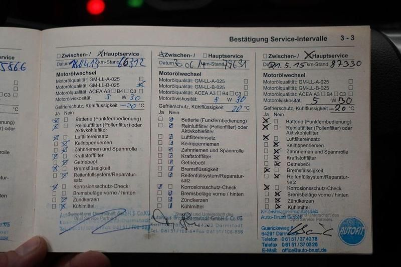 Gebraucht Opel Vectra 150 PS (110 kW) 2009 Grau Limousine