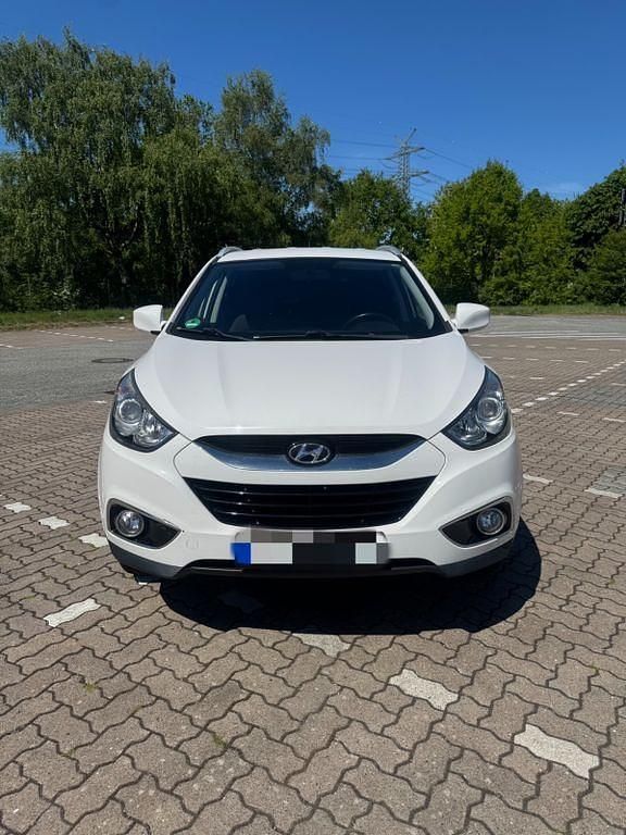 Gebraucht Hyundai ix35 Edition 135 PS (99 kW) 2013 Weiß SUV