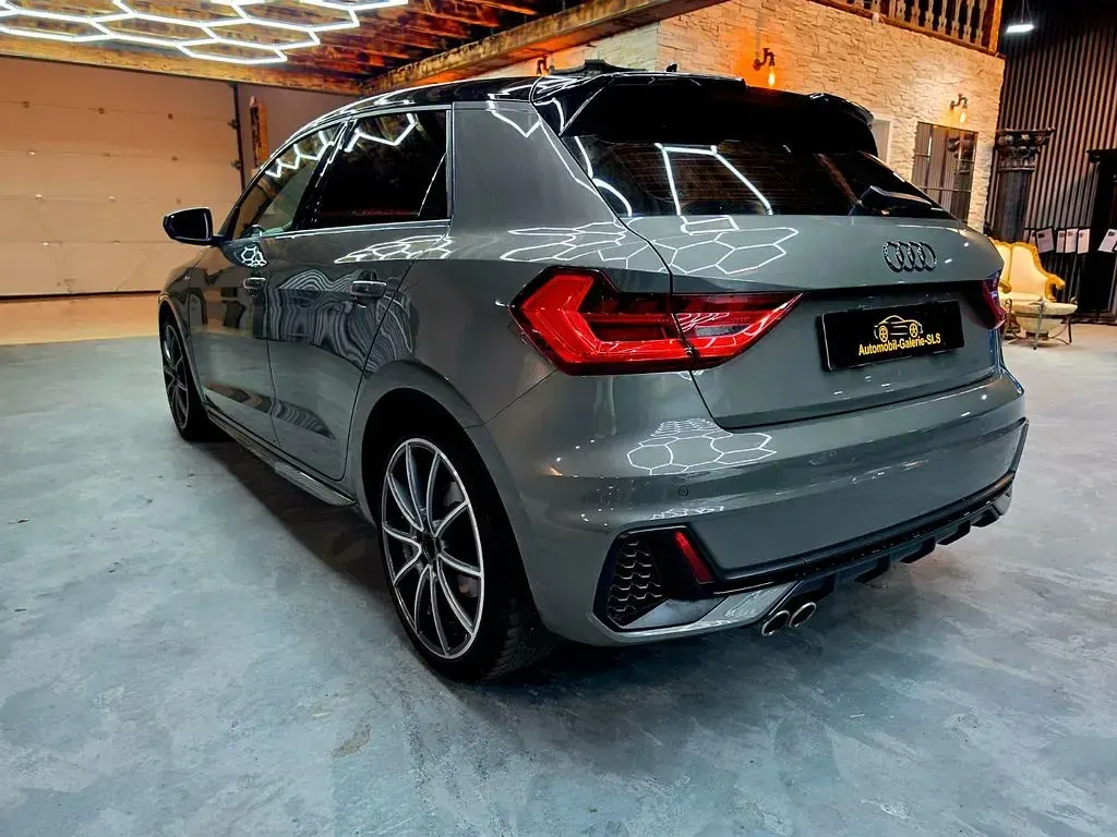 Gebraucht Audi A1 S-Line 200 PS (147 kW) 2020 Grau SUV