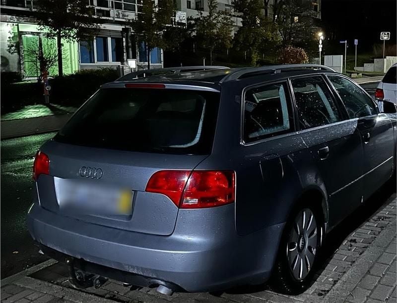 Silber Gebraucht 2006 Audi A4 Kombi | 3.000 € (Fairer Preis) - Bild 1/4