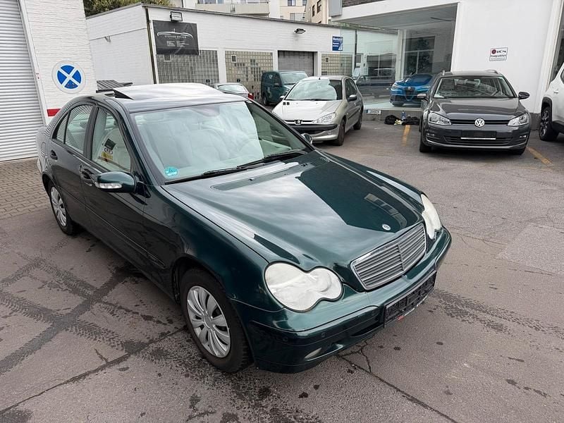 Gebraucht Mercedes C200 122 PS (89 kW) 2003 Grün Limousine
