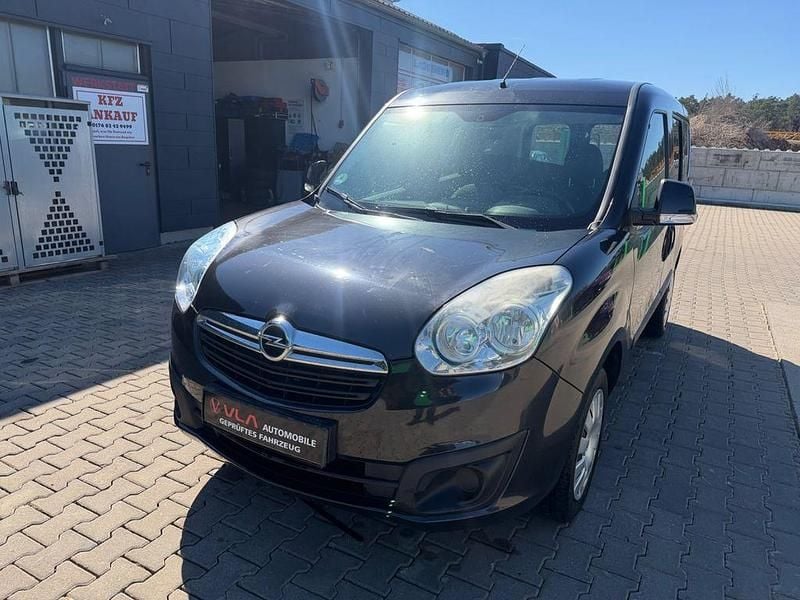 Gebraucht Opel Combo Edition 120 PS (88 kW) 2015 Schwarz Van / Kleinbus