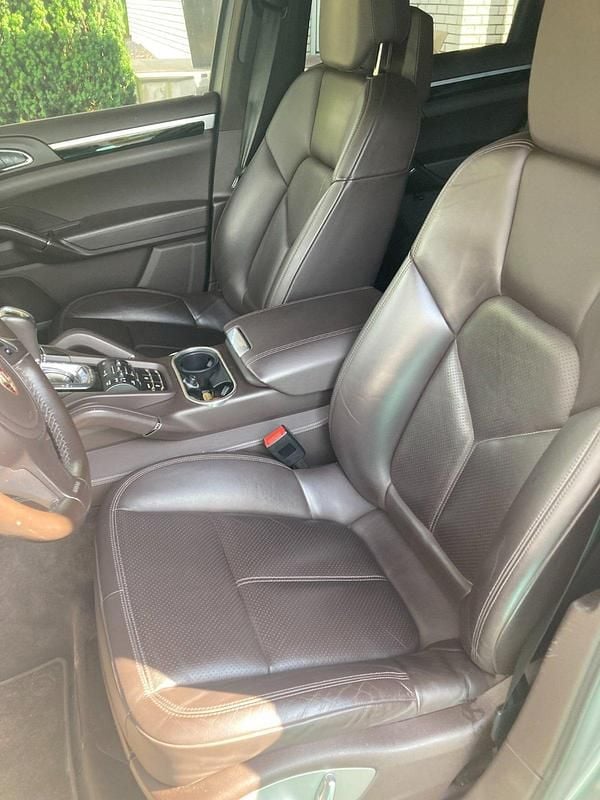 Gebraucht Porsche Cayenne S 400 PS (294 kW) 2013 Grau SUV