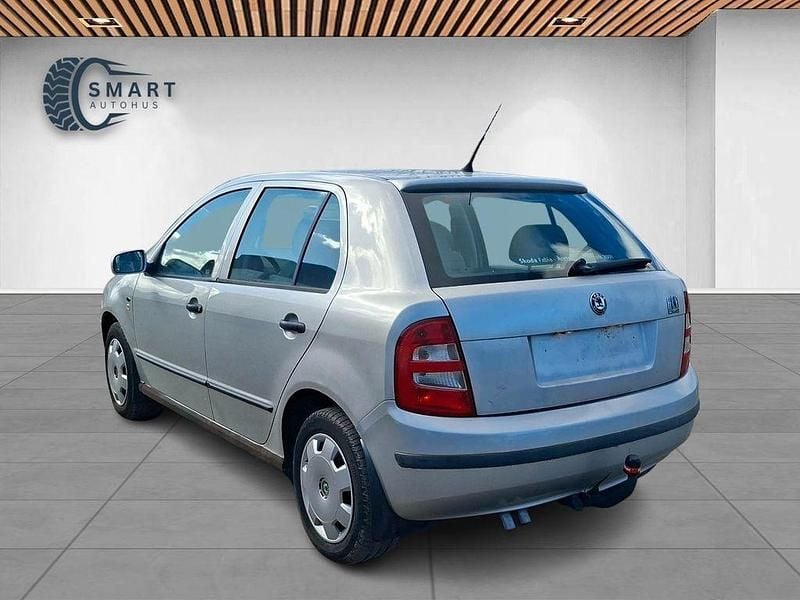 Gebraucht Skoda Fabia Classic 68 PS (50 kW) 2000 Silber Limousine