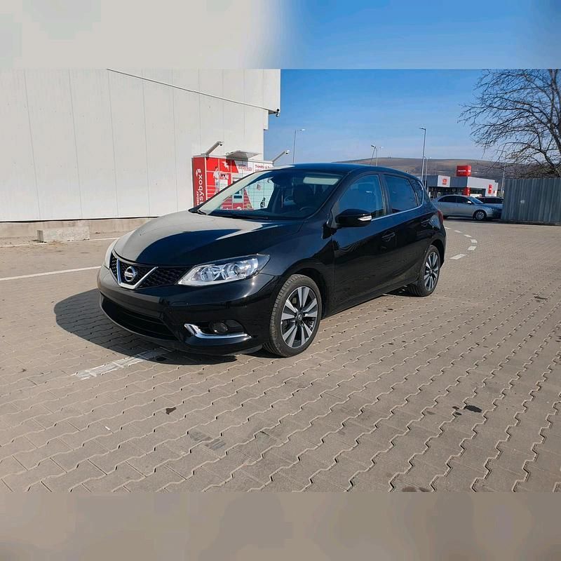 Gebraucht Nissan Pulsar Tekna 116 PS (85 kW) 2015 Schwarz Kleinwagen
