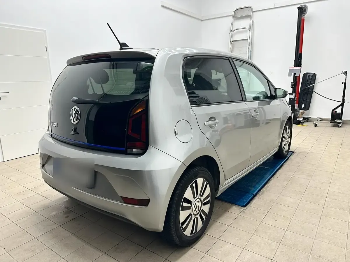 Gebraucht VW e-up! 60 kW (82 PS) 2017 Weiß Kleinwagen