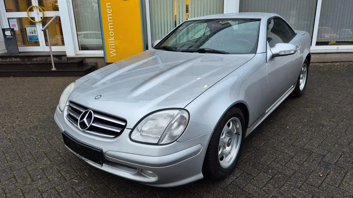 Gebraucht Mercedes SLK200 163 PS (119 kW) 2003 Silber Cabrio