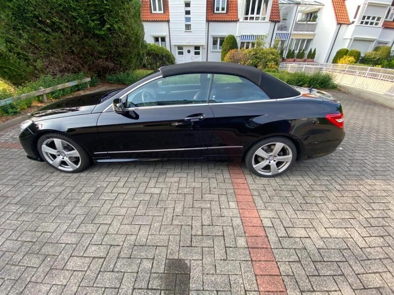 Schwarz Gebraucht 2012 Mercedes E200 Sport Cabrio | 12.900 € (Superpreis) - Bild 1/4
