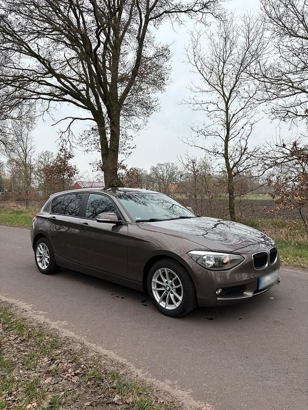 Gebraucht BMW 116 136 PS (100 kW) 2014 Braun Kleinwagen