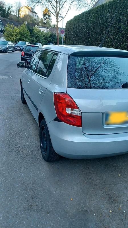 Gebraucht Skoda Fabia 85 PS (62 kW) 2009 Silber Kleinwagen