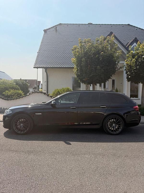 Gebraucht BMW 535 Luxury Line 313 PS (230 kW) 2014 Schwarz Kombi