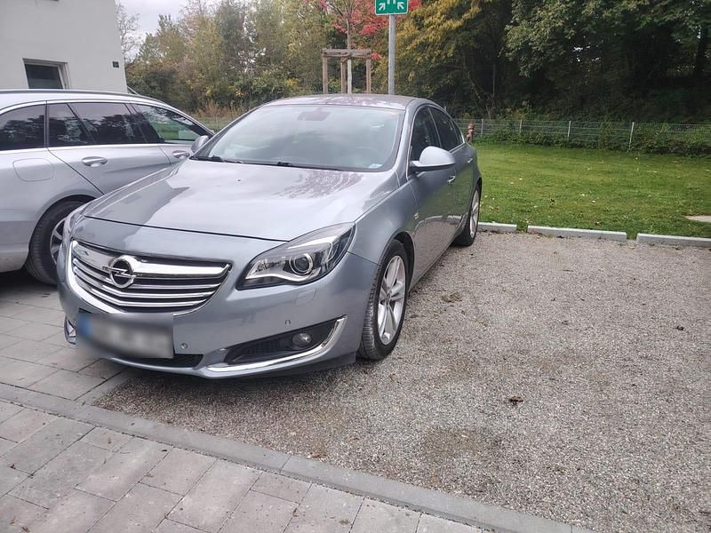 Grau Gebraucht 2015 Opel Insignia Limousine | 7.000 € (Superpreis) - Bild 1/4