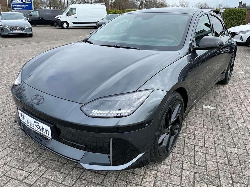 Grau Gebraucht 2023 Hyundai Ioniq 6 Edition Limousine | 44.990 € (Teuer) - Bild 1/4