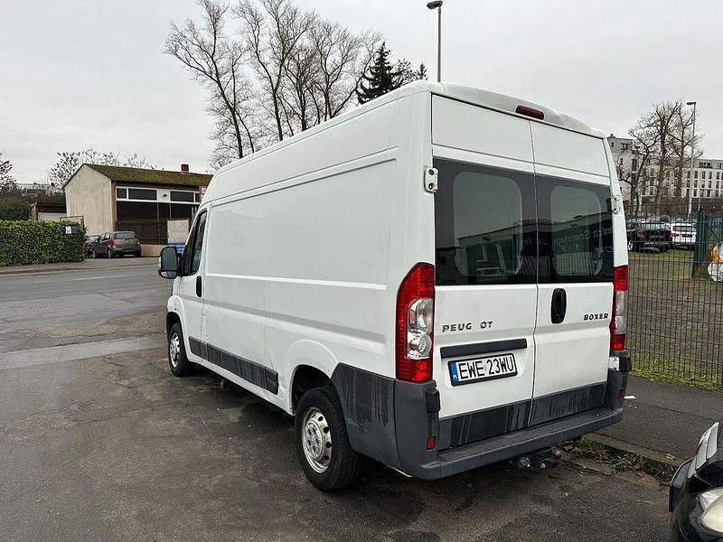 Gebraucht Peugeot Boxer 120 PS (88 kW) 2010 Weiß Van