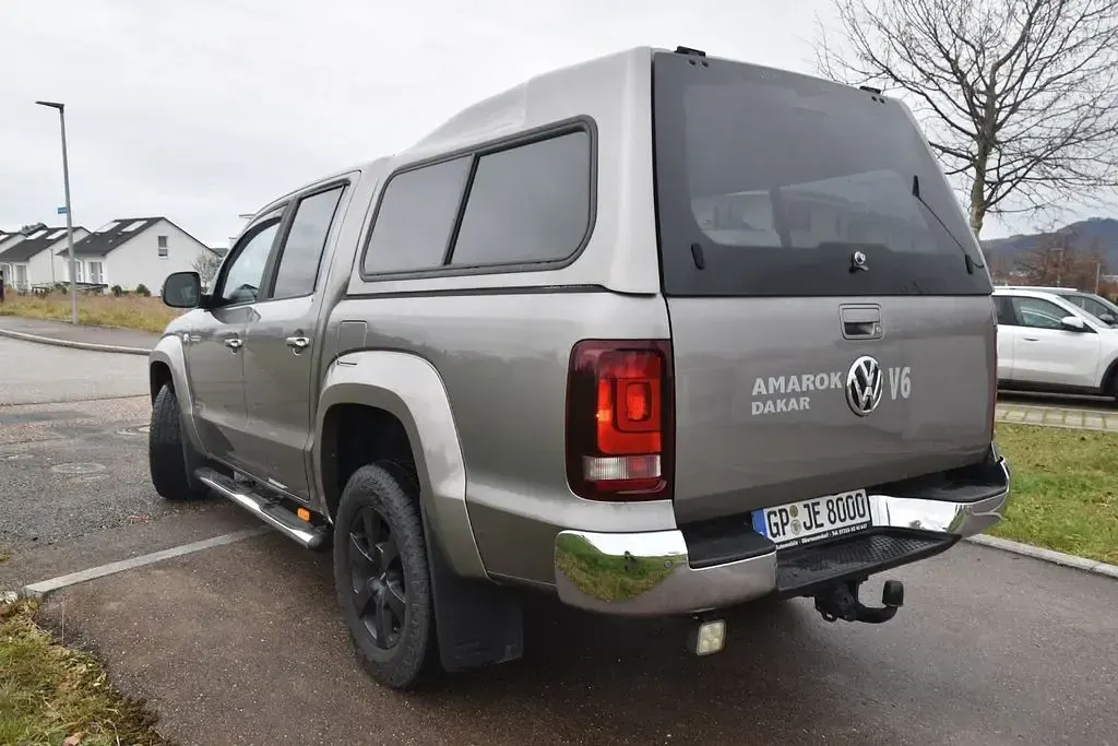 Używany VW Amarok 258 KM (189 kW) 2021 Beżowy Pickup