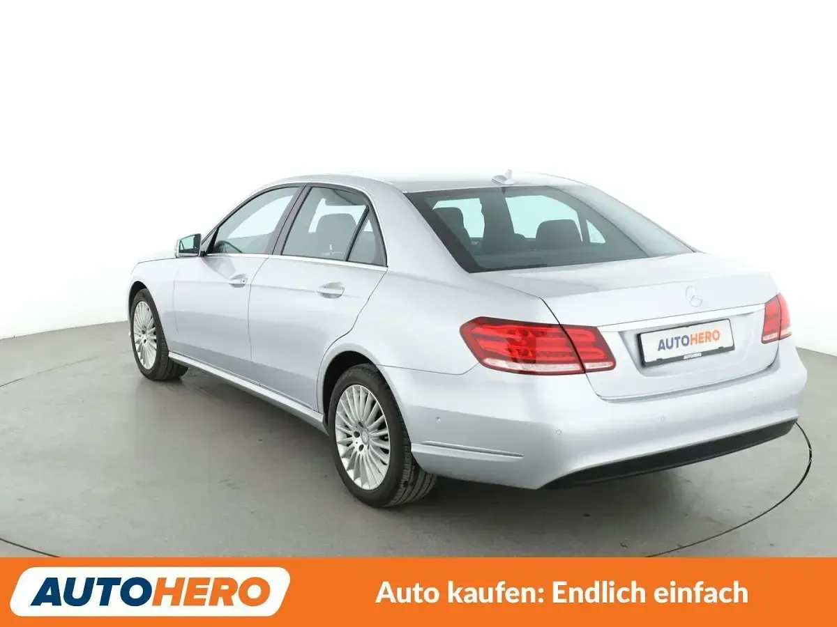 Usata Mercedes E250 Elegance 211 CV (155 kW) 2014 Argento Berlina
