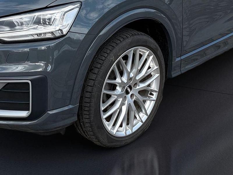 Gebraucht Audi Q2 Sport 116 PS (85 kW) 2016 Nanograu (metallic) SUV