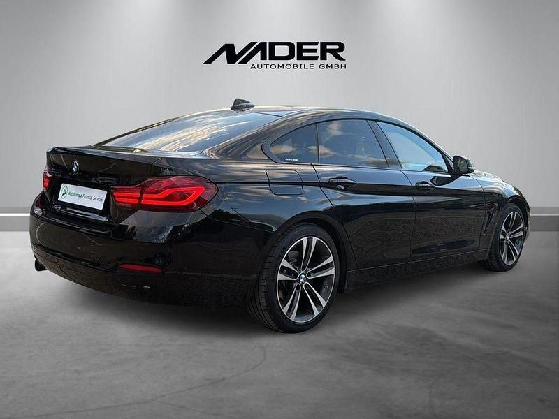 Gebraucht BMW 418 Sport Line 150 PS (110 kW) 2019 Schwarz Coupé