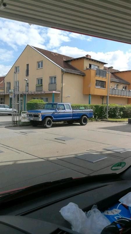 Gebraucht Ford F250 220 PS (161 kW) 1977 Blau Pickup