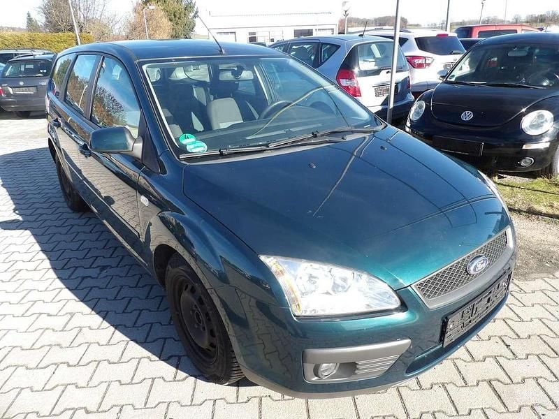 Gebraucht Ford Focus Fun X 101 PS (74 kW) 2007 Grün Kombi