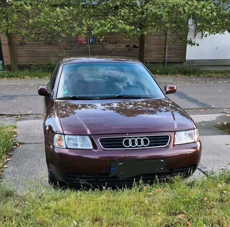 Rot Gebraucht 1998 Audi A3 | 450 € (Superpreis) - Bild 1/4