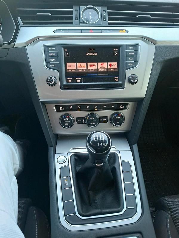 Gebraucht VW Passat 190 PS (139 kW) 2017 Weiß Limousine