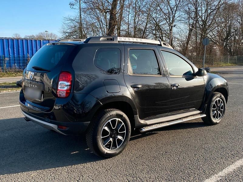 Gebraucht Dacia Duster Prestige 125 PS (91 kW) 2016 Grau SUV
