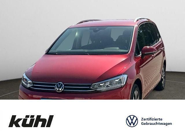 Kings red metallic Gebraucht 2022 VW Touran Active Van / Kleinbus | 30.790 € (Etwas zu teuer) - Bild 1/4