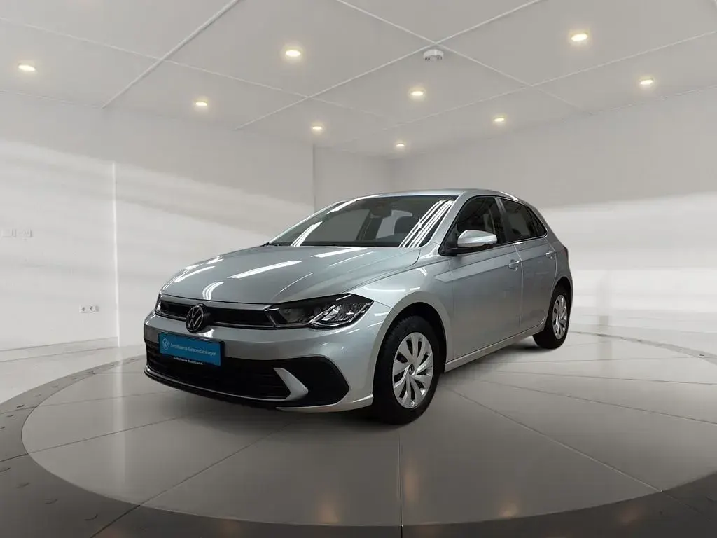 Używany VW Polo 80 KM (58 kW) 2022 Srebrny Hatchback