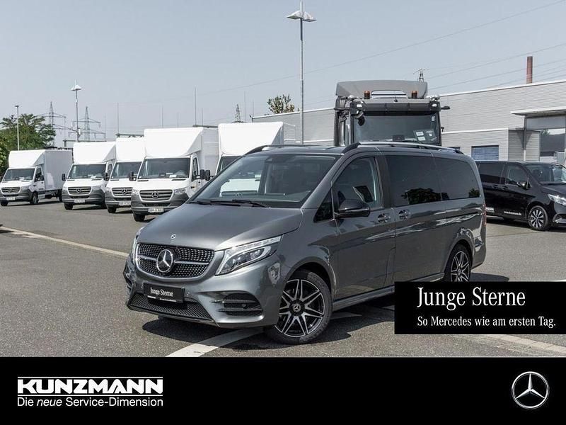 Selenitgrau metallic Gebraucht 2021 Mercedes V250 AMG Van / Kleinbus | 46.480 € (Superpreis) - Bild 1/4