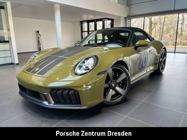 Neu Porsche 992 541 PS (397 kW) 2026 Olive neo (gruen) Cabrio