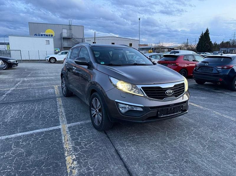 Gebraucht Kia Sportage Spirit 116 PS (85 kW) 2012 (d5u) sandbeige met. SUV