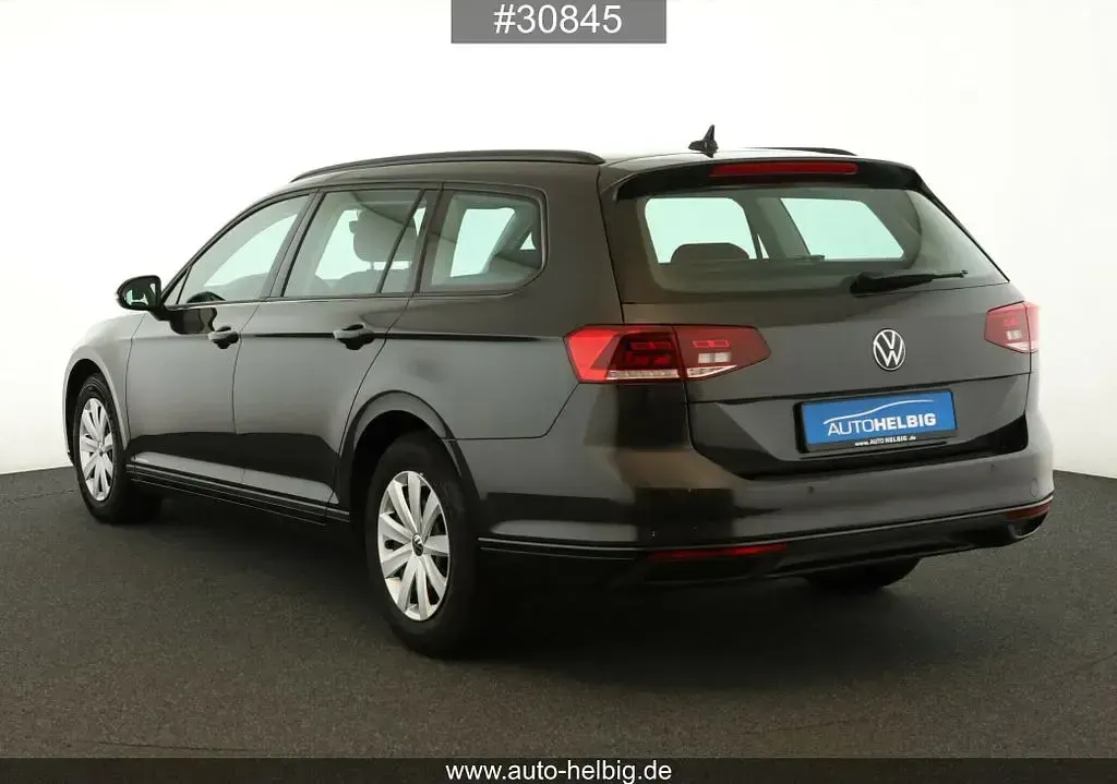 Gebraucht VW Passat Conceptline 122 PS (89 kW) 2023 Grau Kombi