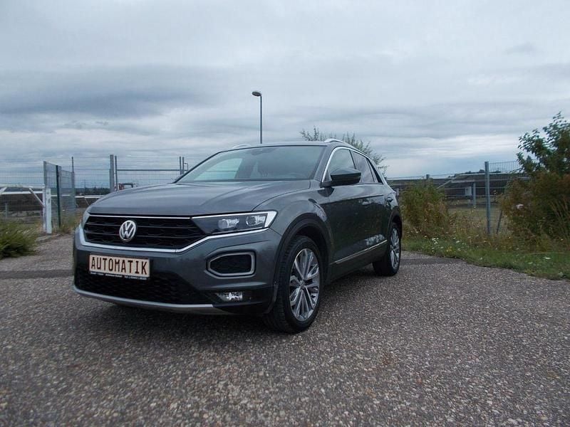Grau Gebraucht 2017 VW T-Roc Sportline SUV | 18.900 € (Guter Preis) - Bild 1/4