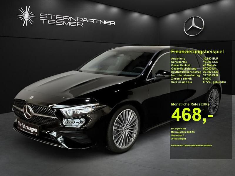 Nachtschwarz Gebraucht 2023 Mercedes A180 AMG Limousine | 28.900 € (Fairer Preis) - Bild 1/3